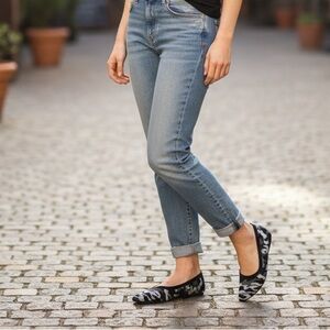 Bella Vita Black and Gray Patterned Flats